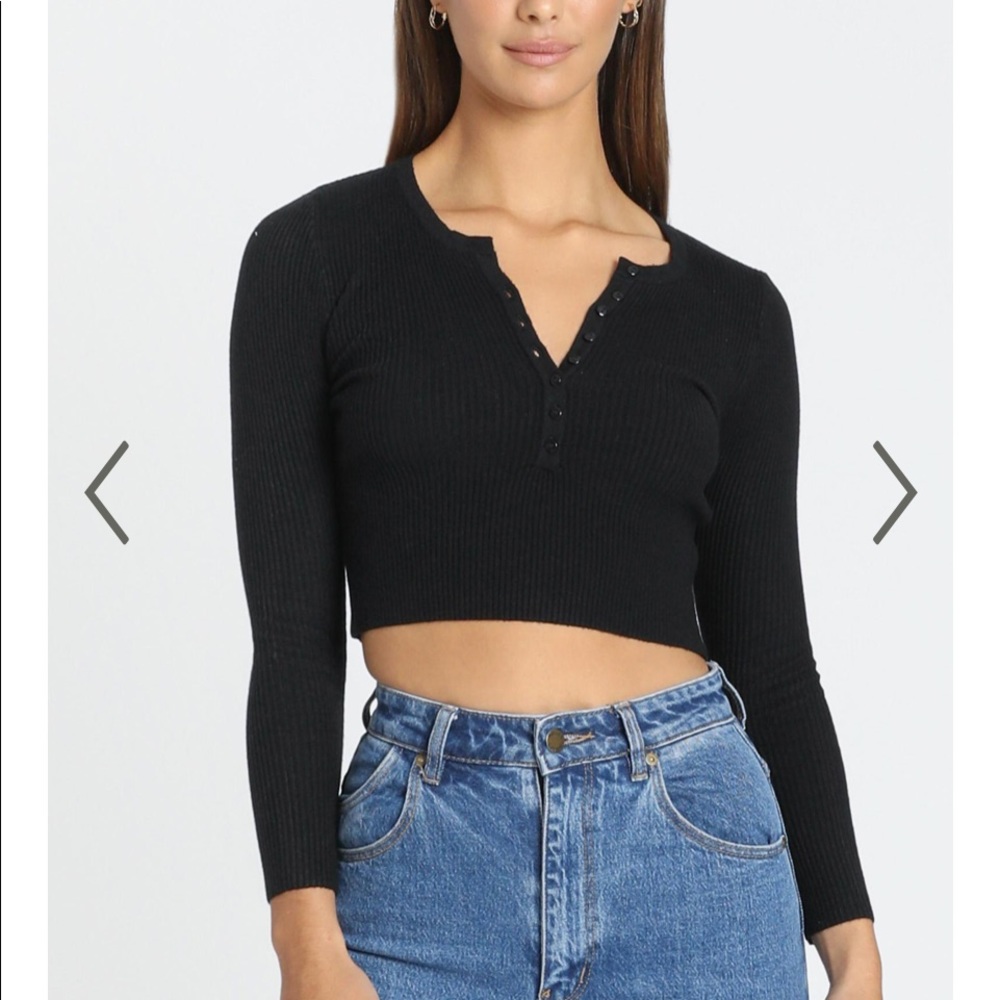 FAYLINN TOP IN BLACK